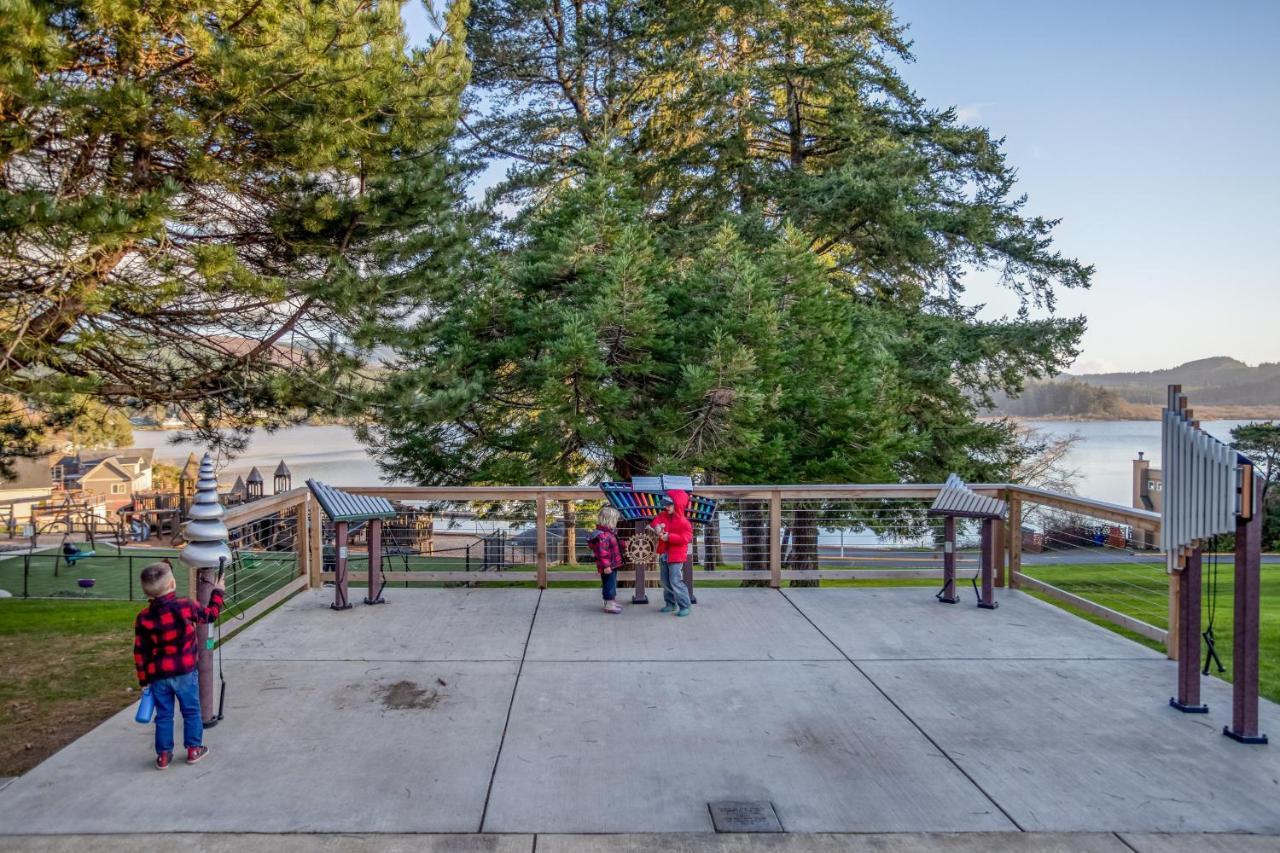 Villa Coastal Bliss Lincoln City Exterior foto