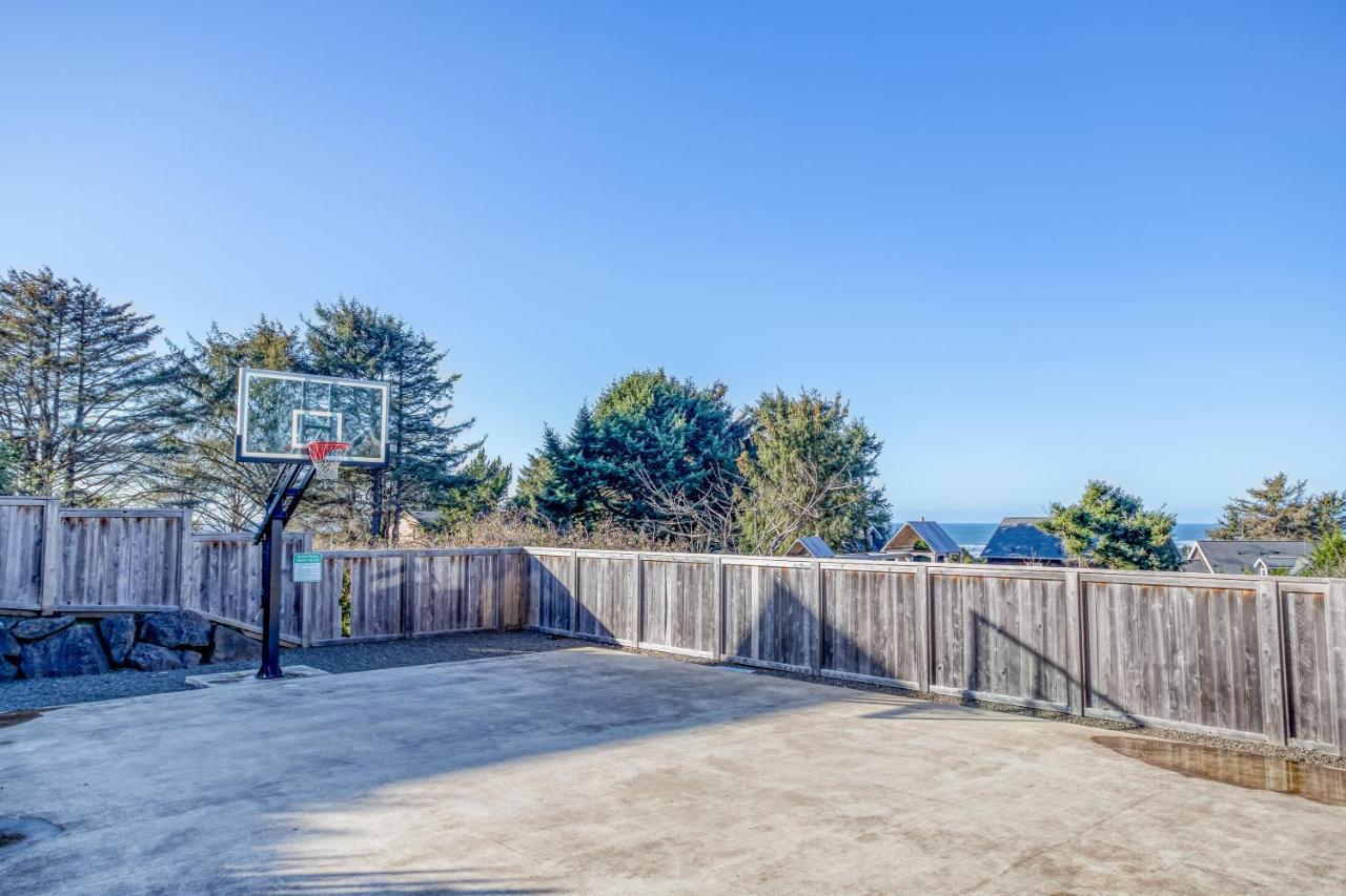 Villa Coastal Bliss Lincoln City Exterior foto